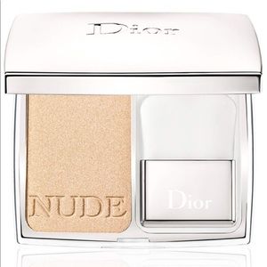 Dior Nude Shimmer Illuminating Powder Highlighter